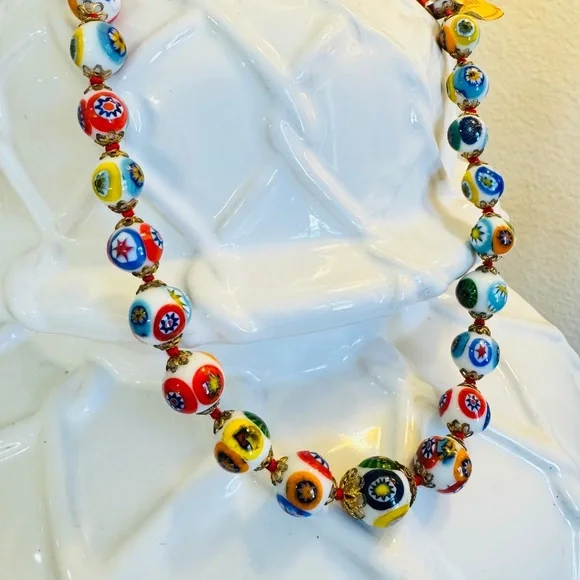 VINTAGE VENETIAN MURANO MORETTI MILLEFIORI GLASS GRADUATED BEAD